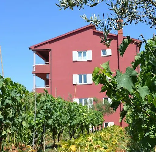 Apartments Roza
